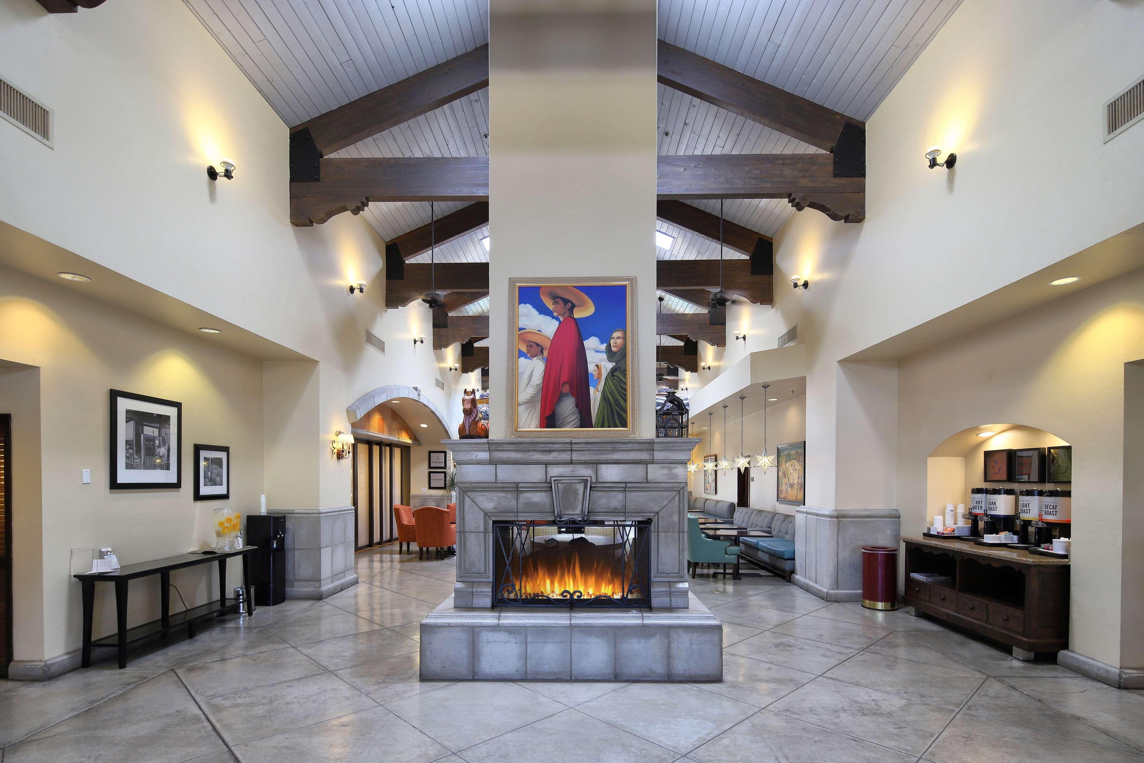 Hampton Inn & Suites Tucson Mall Casas Adobes Exterior photo